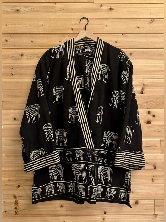 Jackets & Blazers - Vintage 90’s Large Art To Wear Thick Cotton Elephant Kimono Robe Pockets Boho